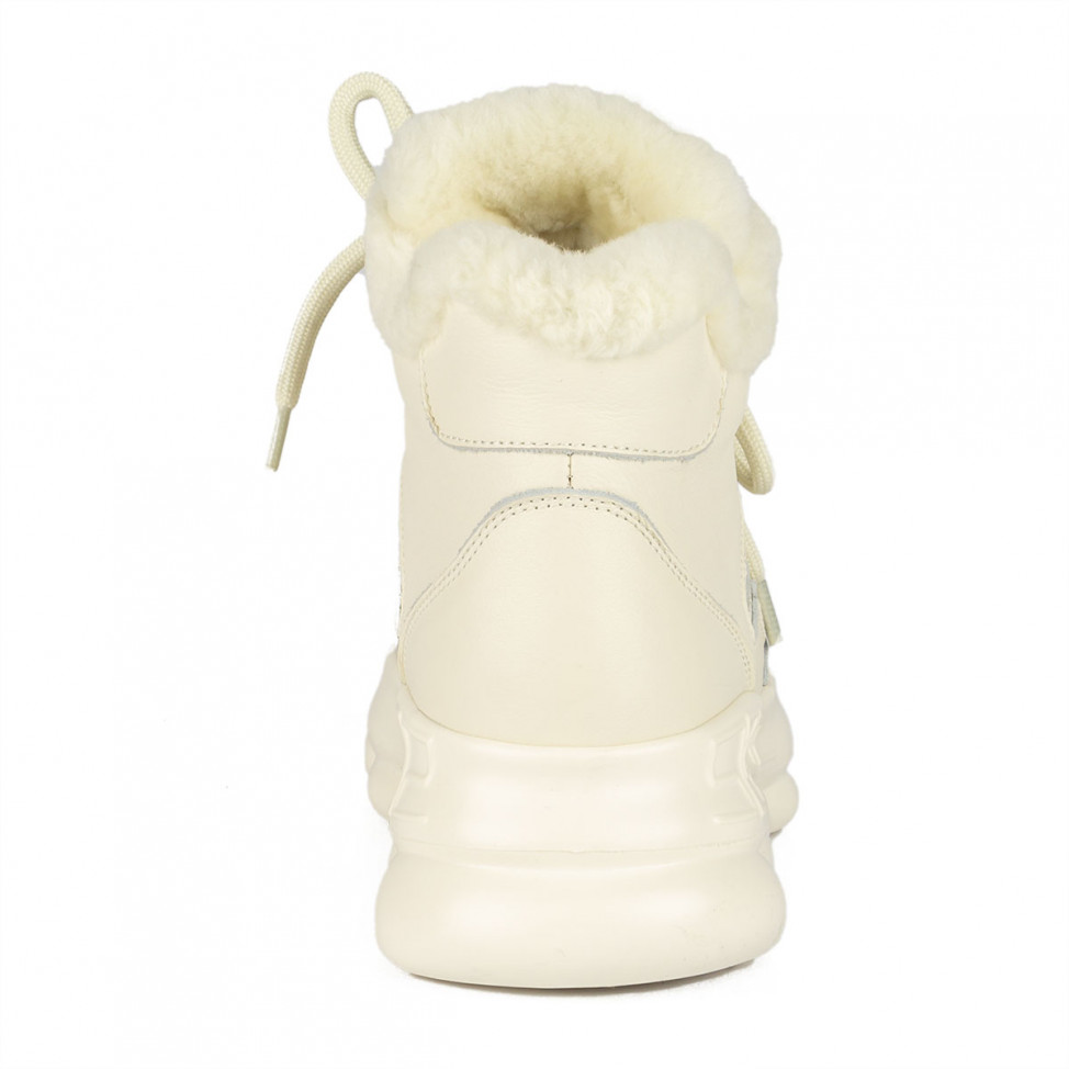 Сникеры белые Berkonty