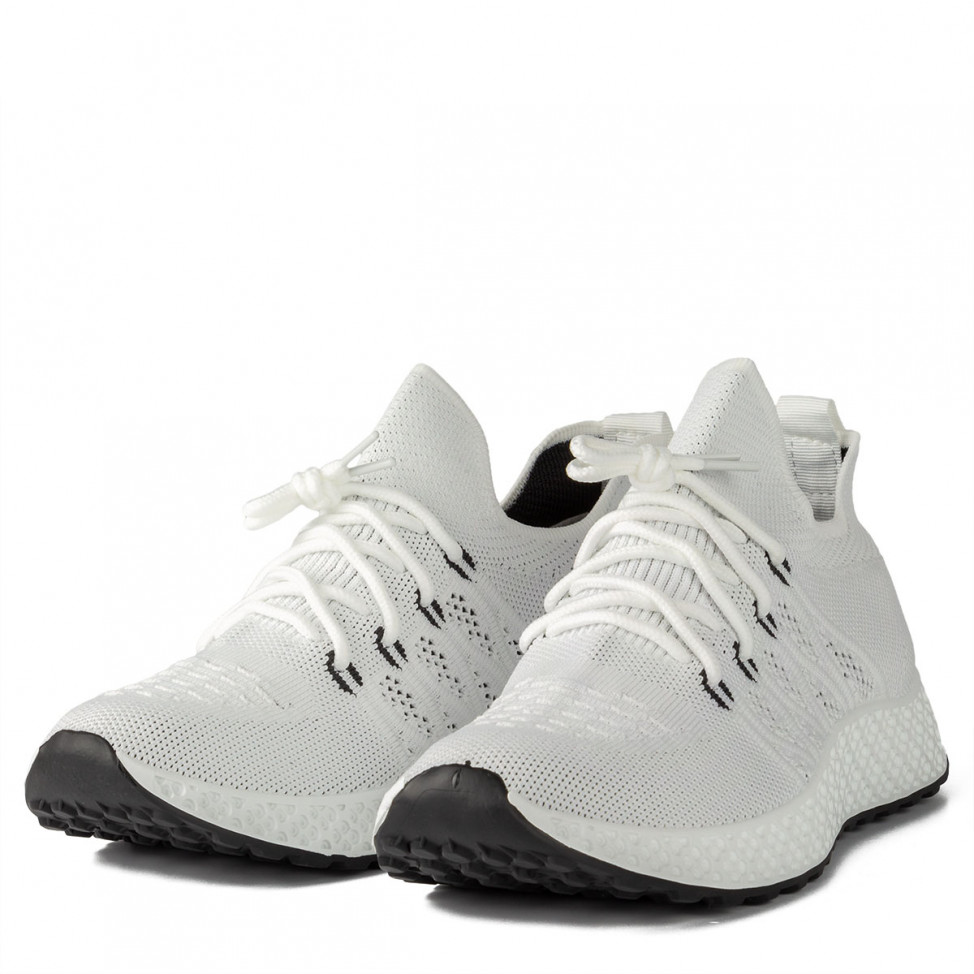 Кроссовки белые Covani Sport