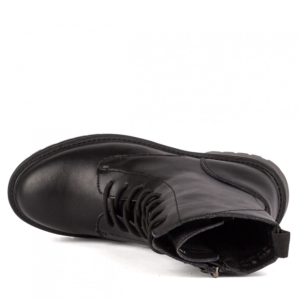 Ботинки черные Тофа