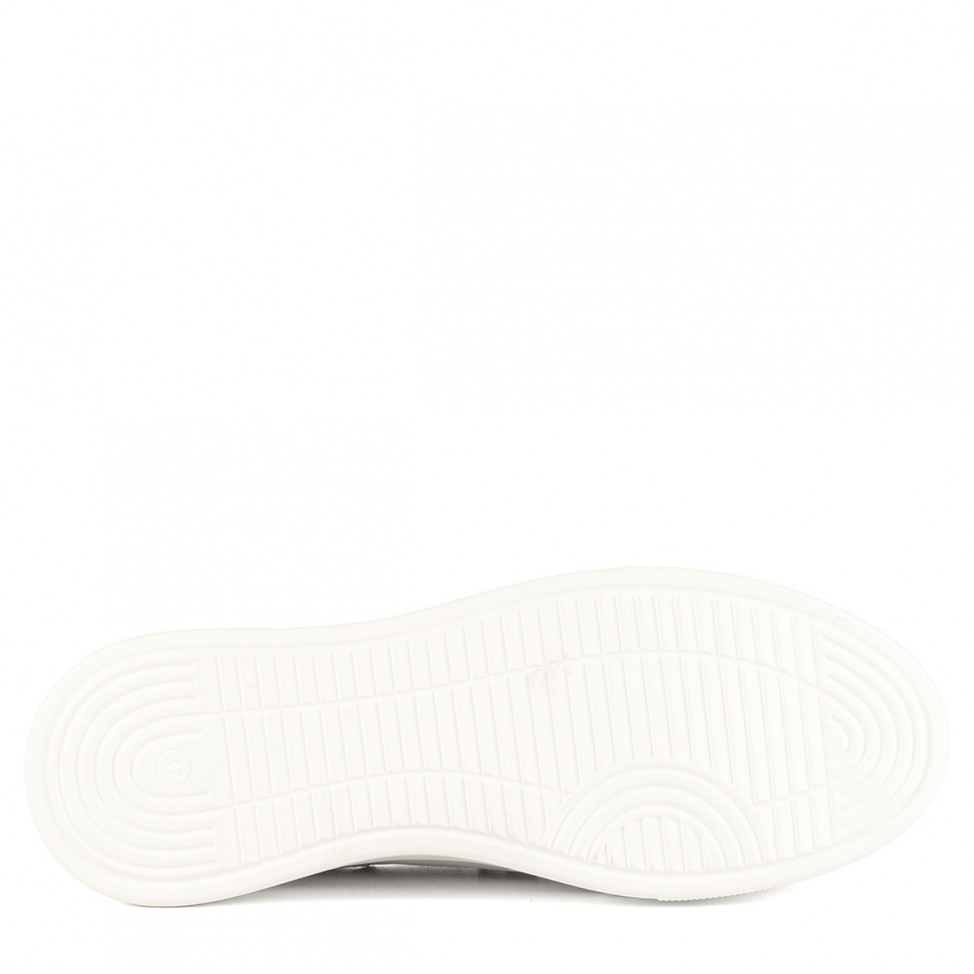Сникеры белые Baden Active
