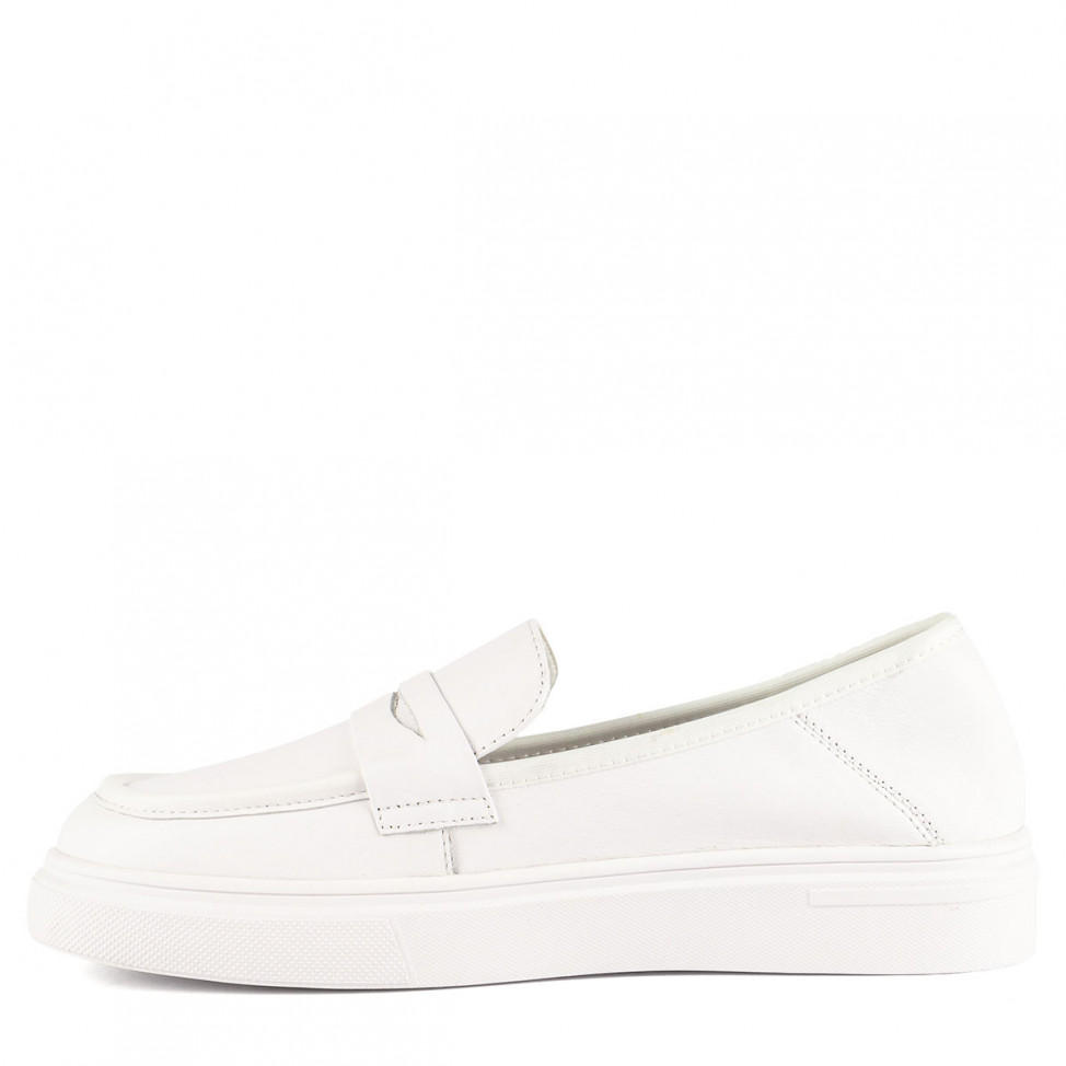 Лоферы белые Melanda.m Лоферы белые Melanda.m
