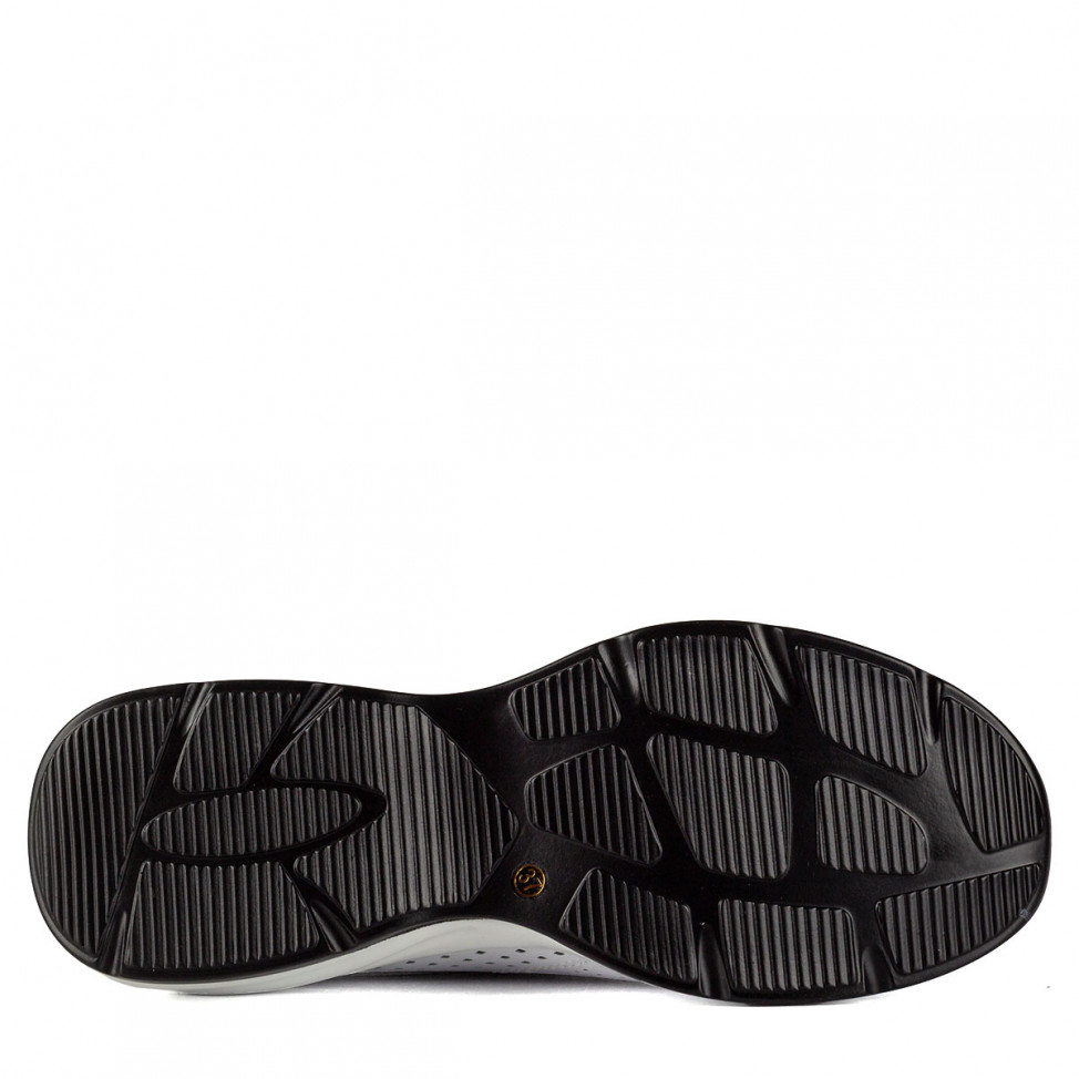 Кроссовки белые Covani Comfort