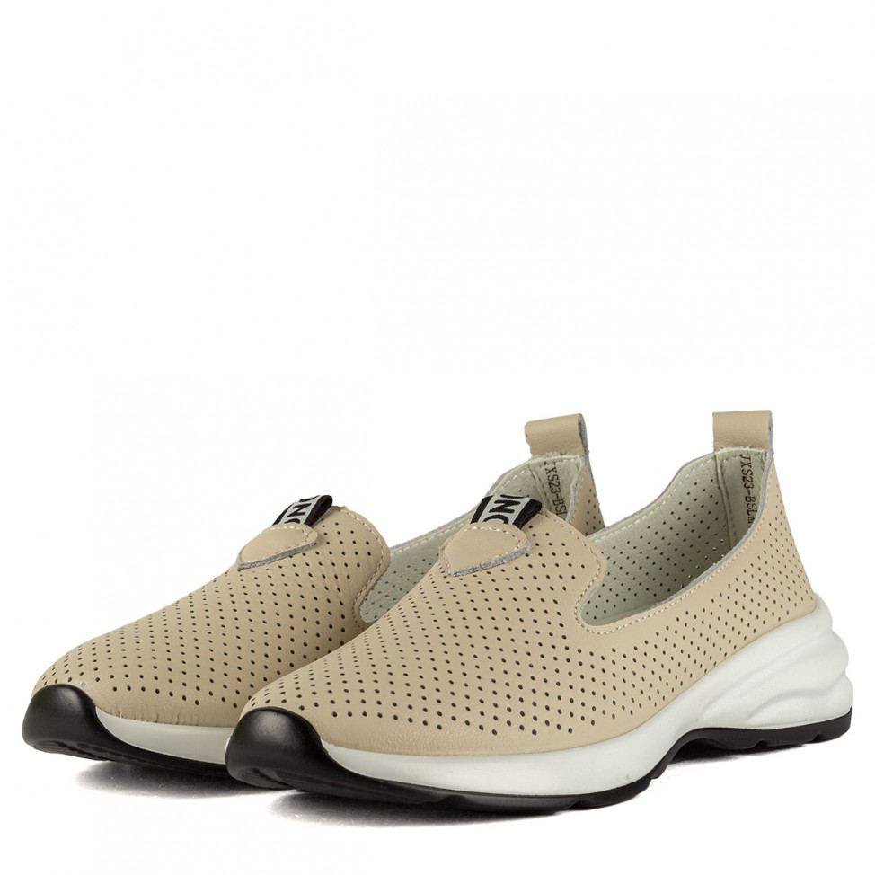 Слипоны бежевые Covani Comfort