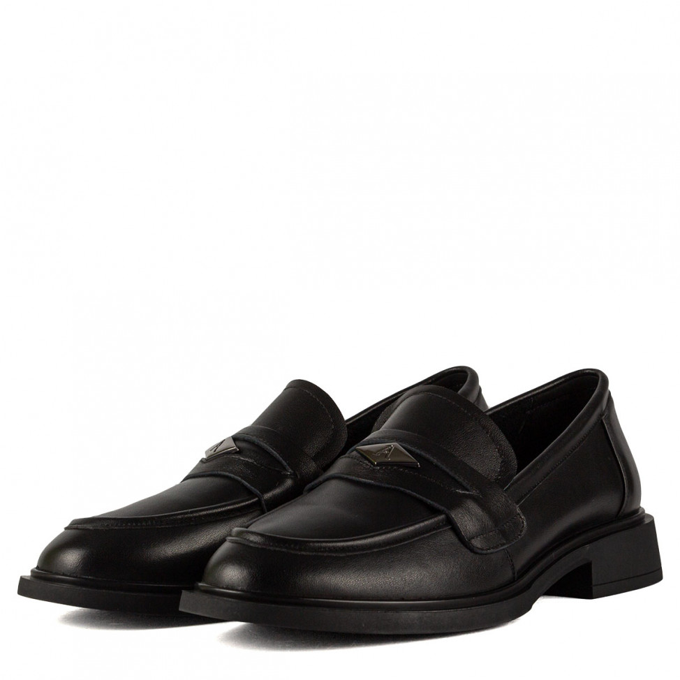 Лоферы черные Melanda.m Лоферы черные Melanda.m