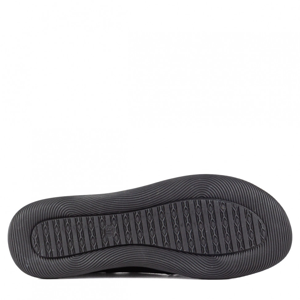 Слипоны черные Covani Comfort